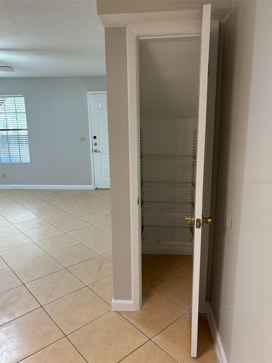 360 Lakepointe Dr #202 Property Photo 12