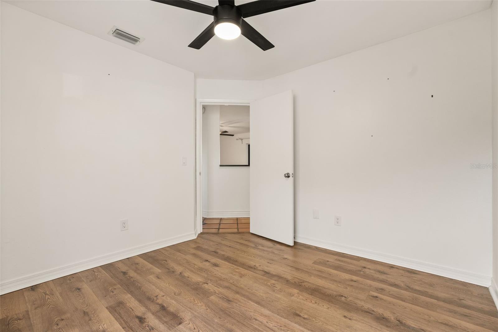 5125 Formby Dr Property Photo 17