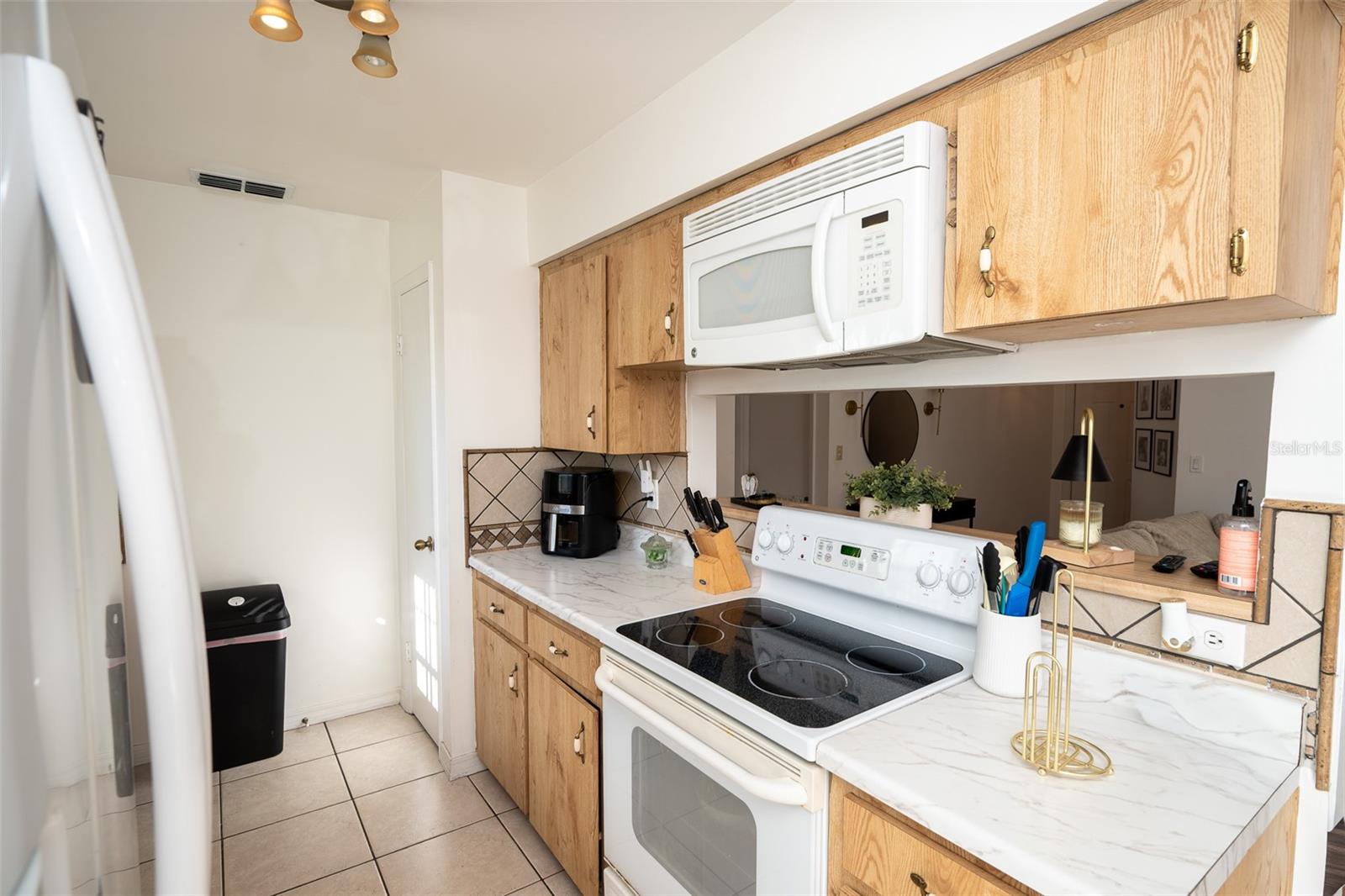 1327 Waterview Blvd E Property Photo 15