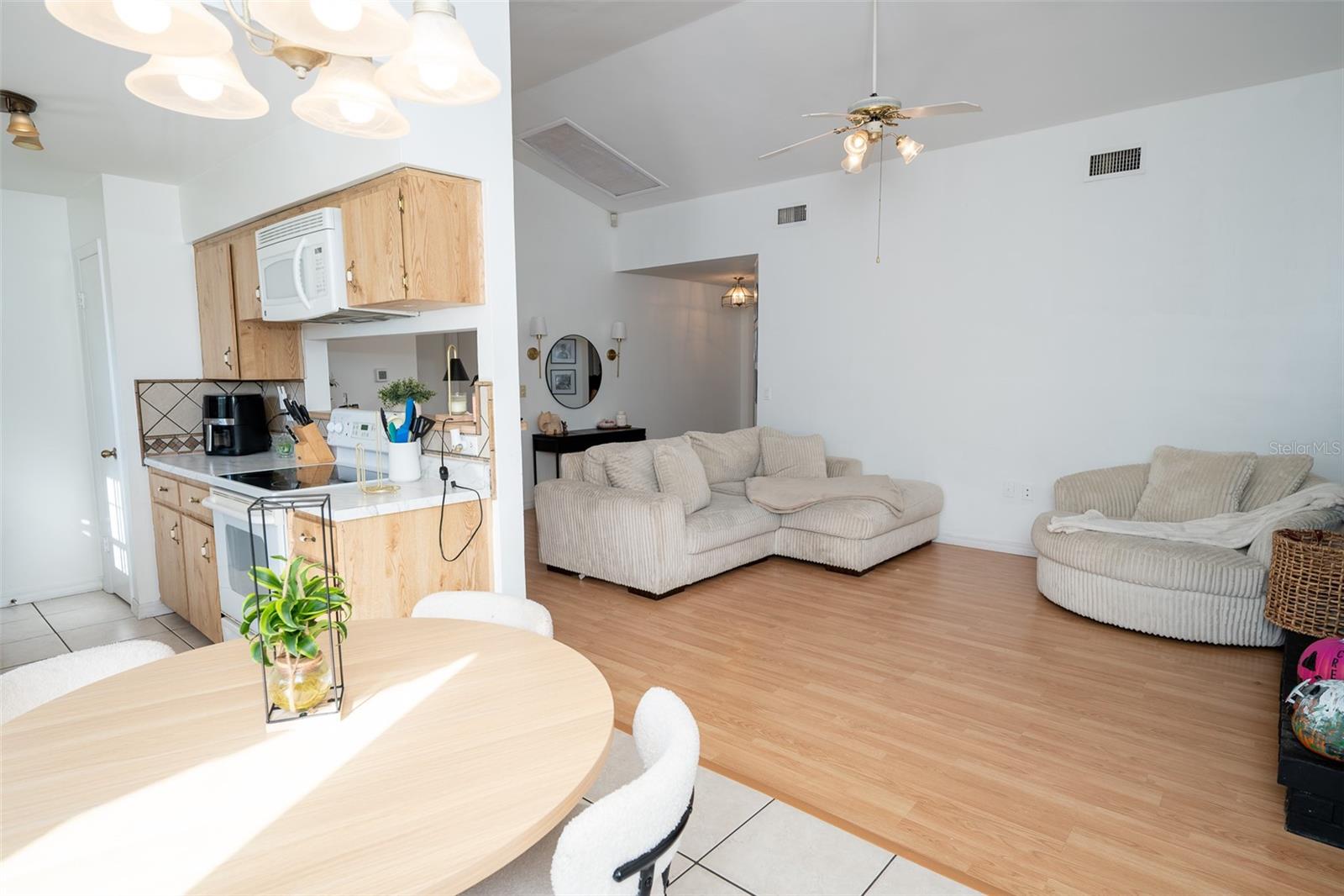 1327 Waterview Blvd E Property Photo 20