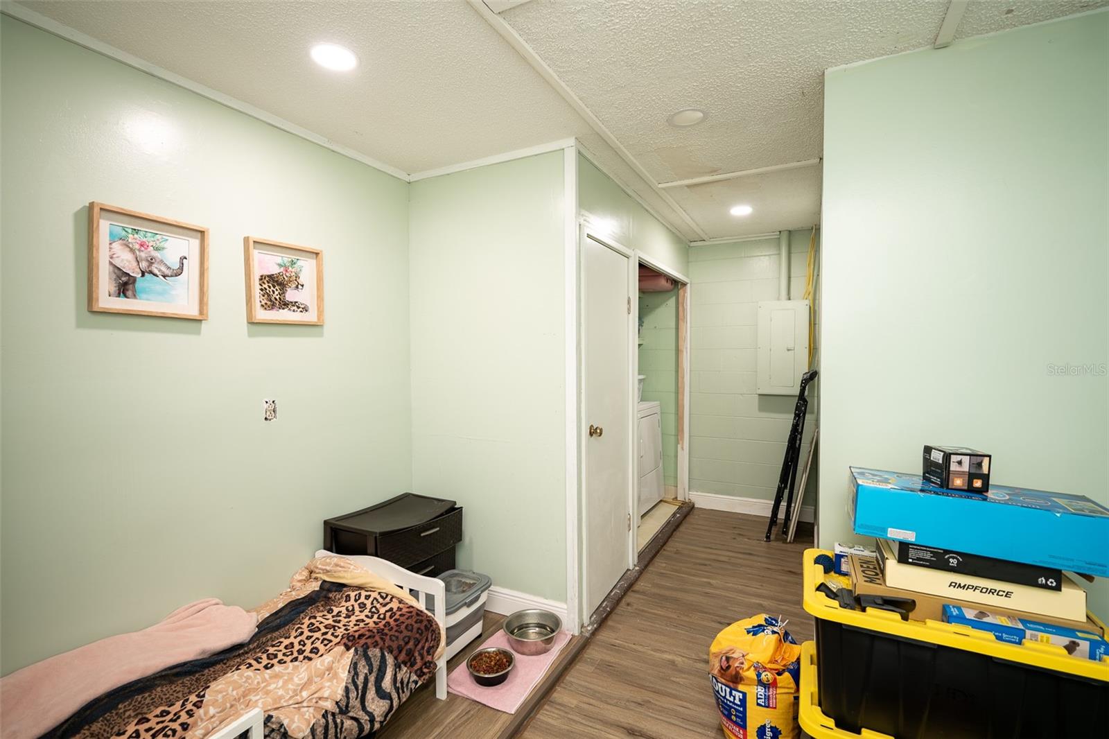 1327 Waterview Blvd E Property Photo 28