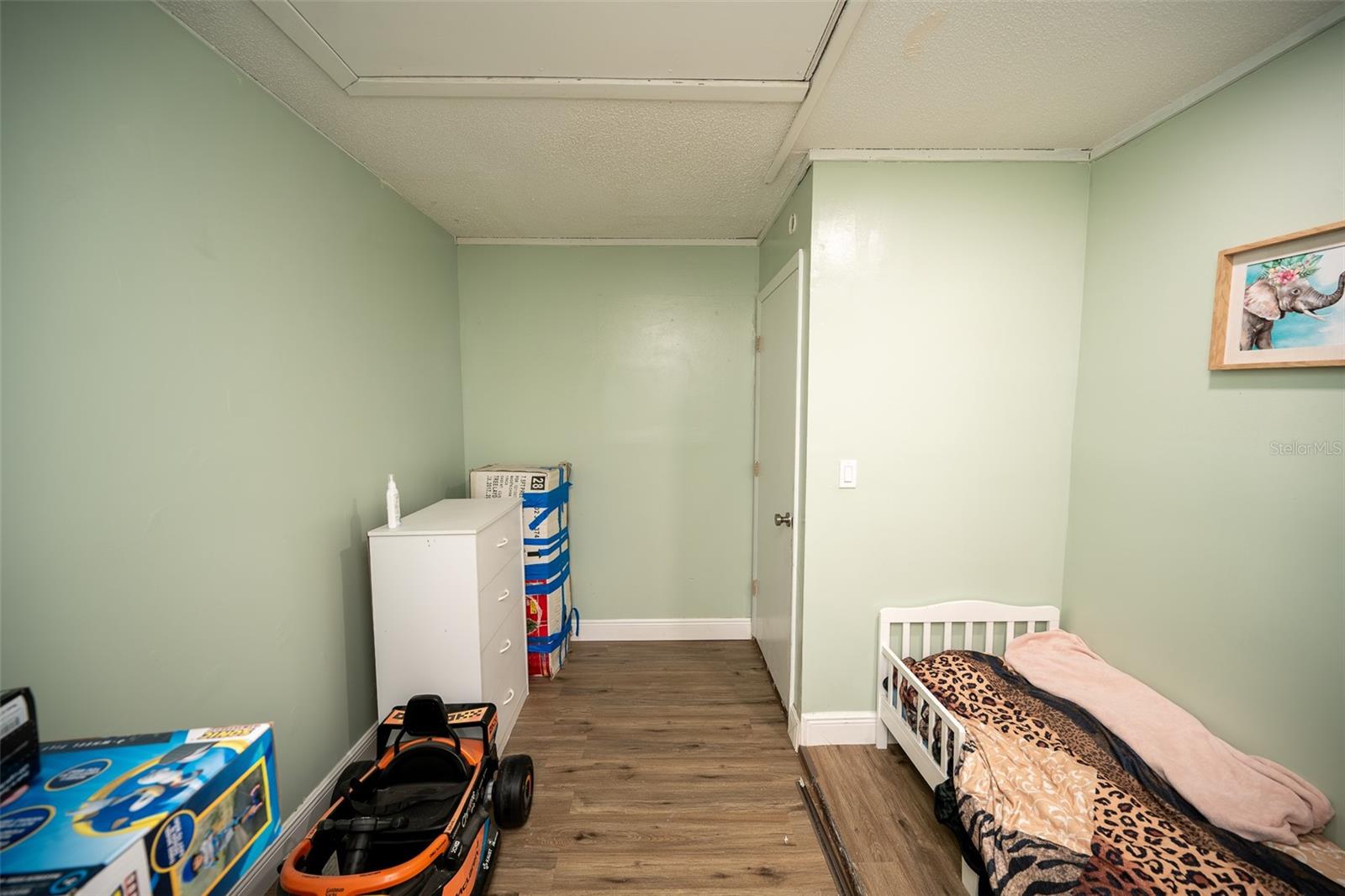 1327 Waterview Blvd E Property Photo 29