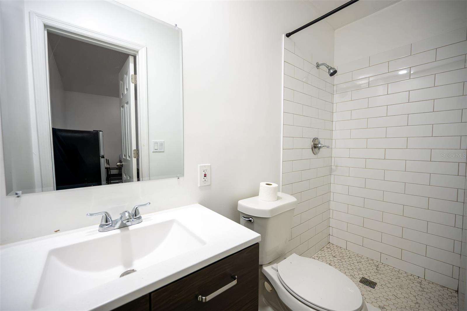 1327 Waterview Blvd E Property Photo 33