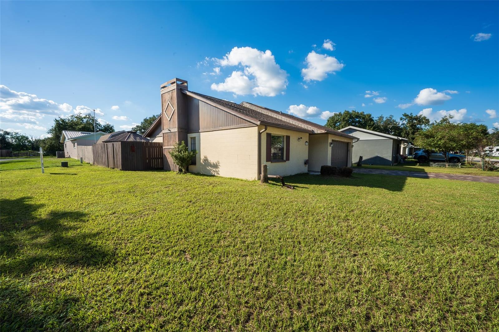 1327 Waterview Blvd E Property Photo 41
