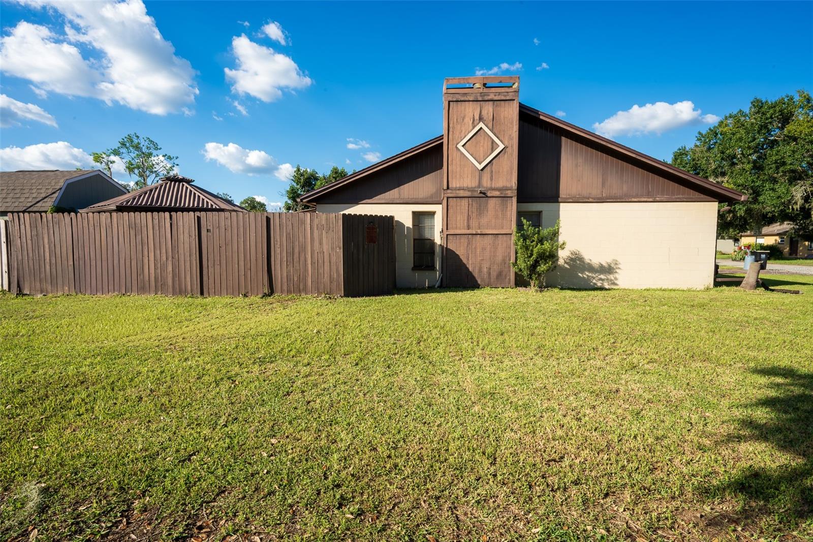 1327 Waterview Blvd E Property Photo 42