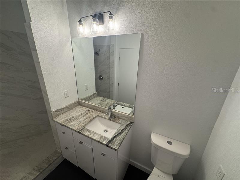 1603 Woodward St #18 Property Photo 16