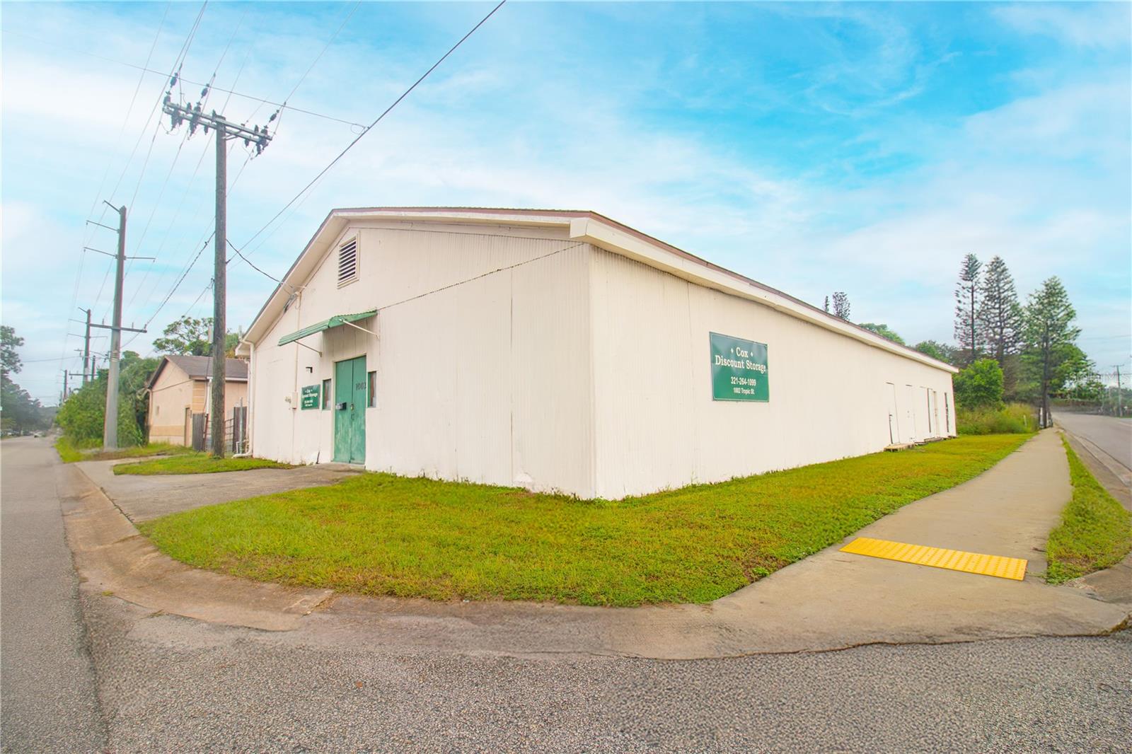 1002 TROPIC ST Property Photo 1