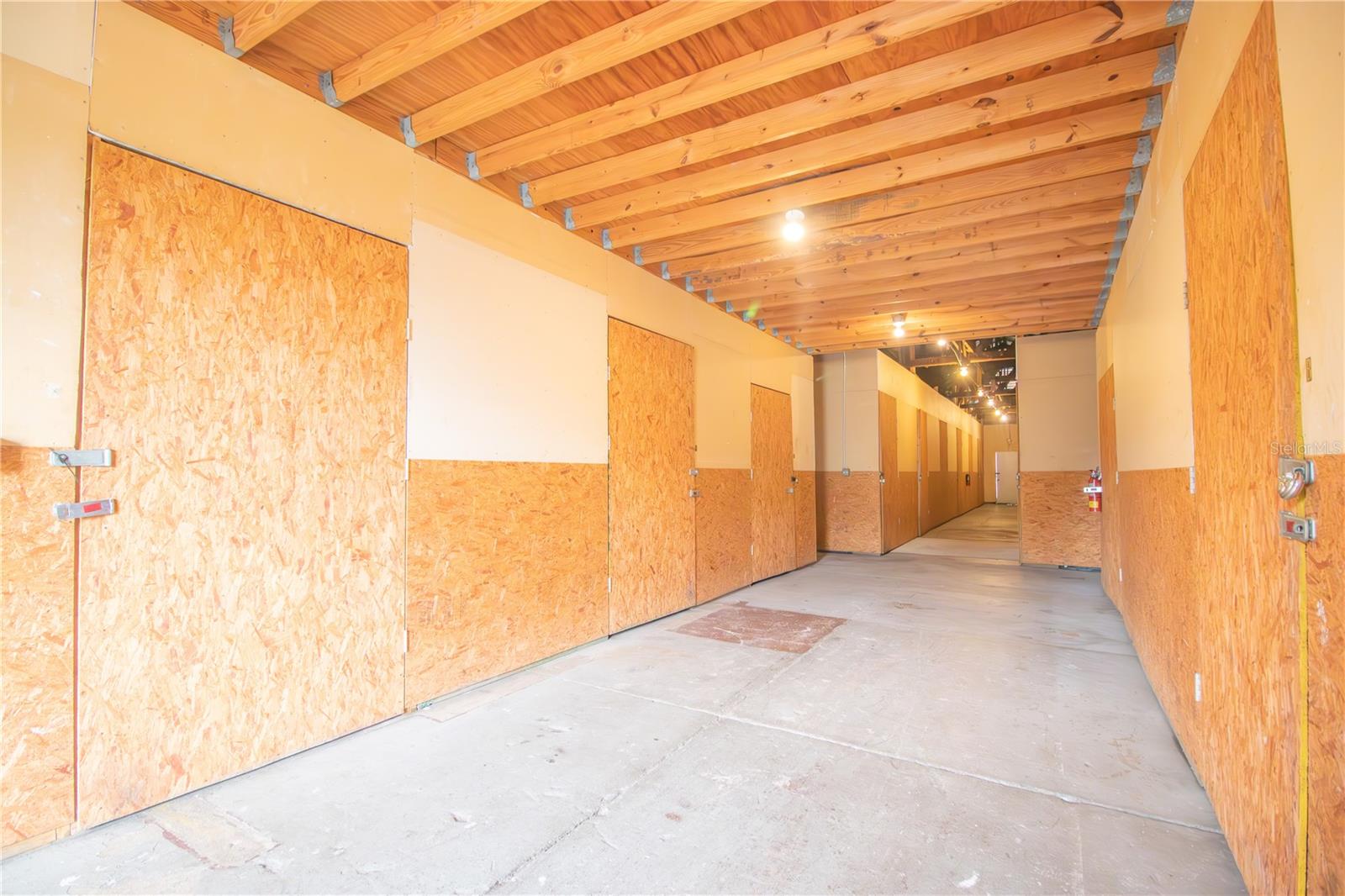 1002 Tropic St Property Photo 14