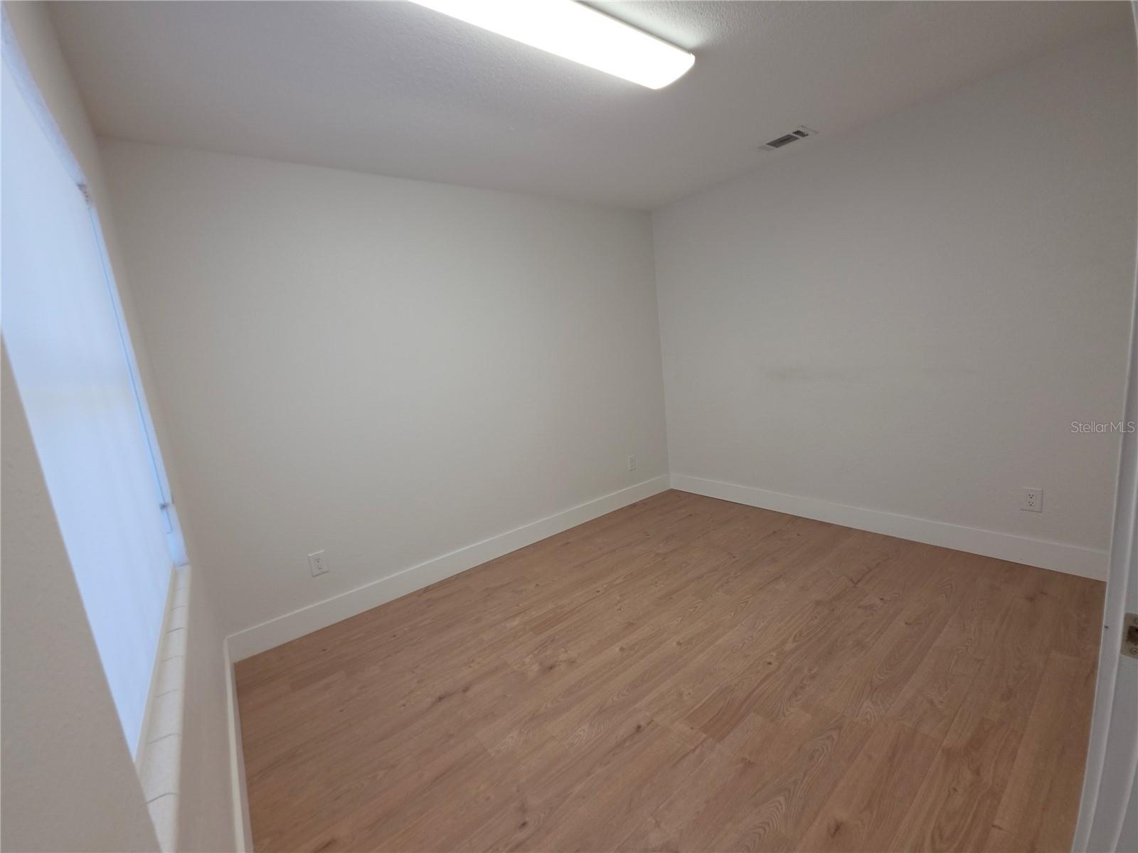 5350 Curry Ford Rd #building 2 Property Photo 10