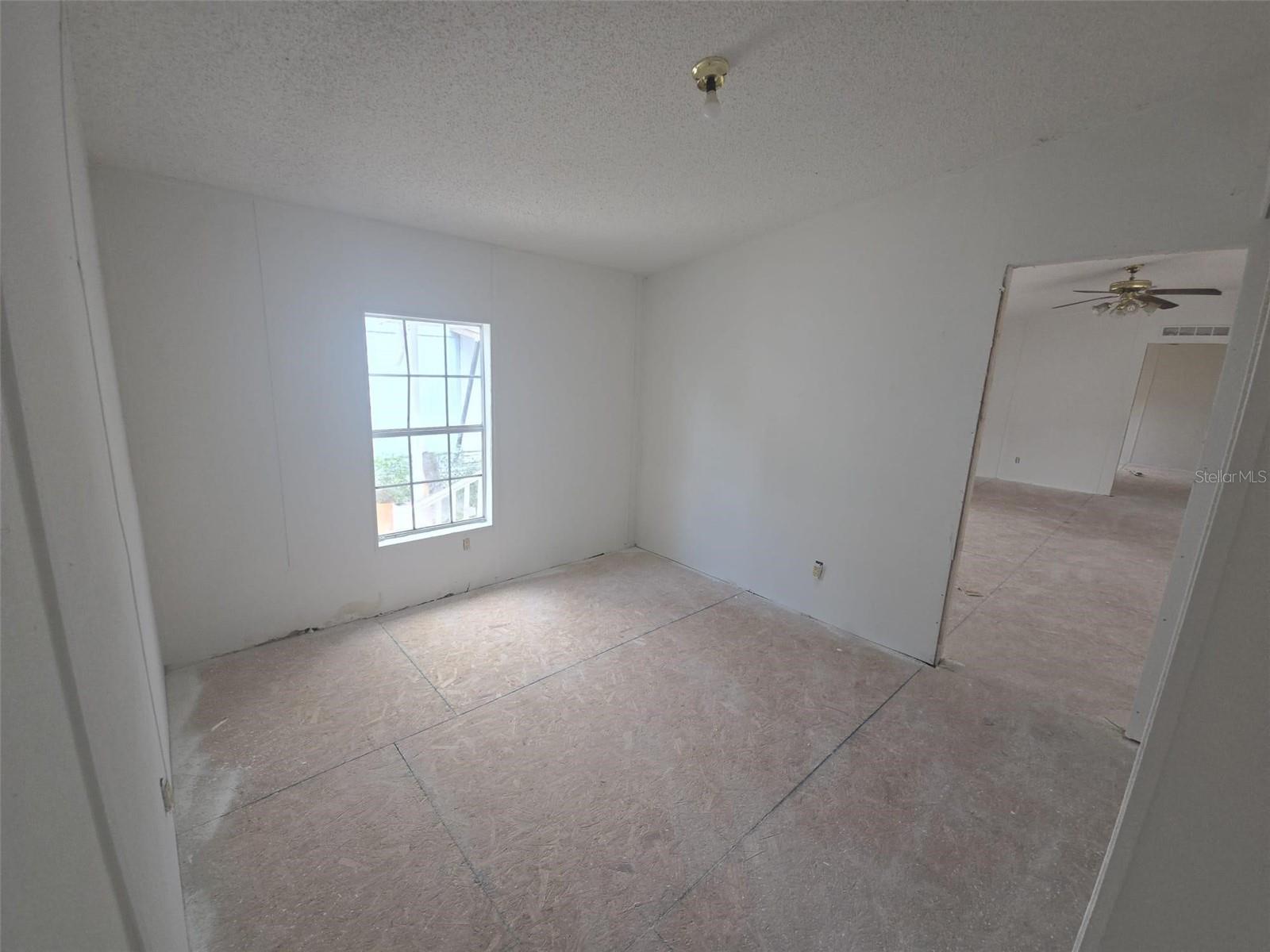10012 Indiana St Property Photo 7
