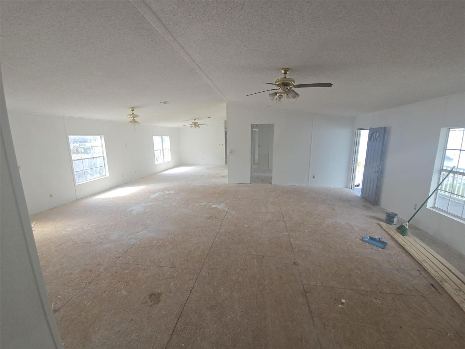 10012 Indiana St Property Photo 11
