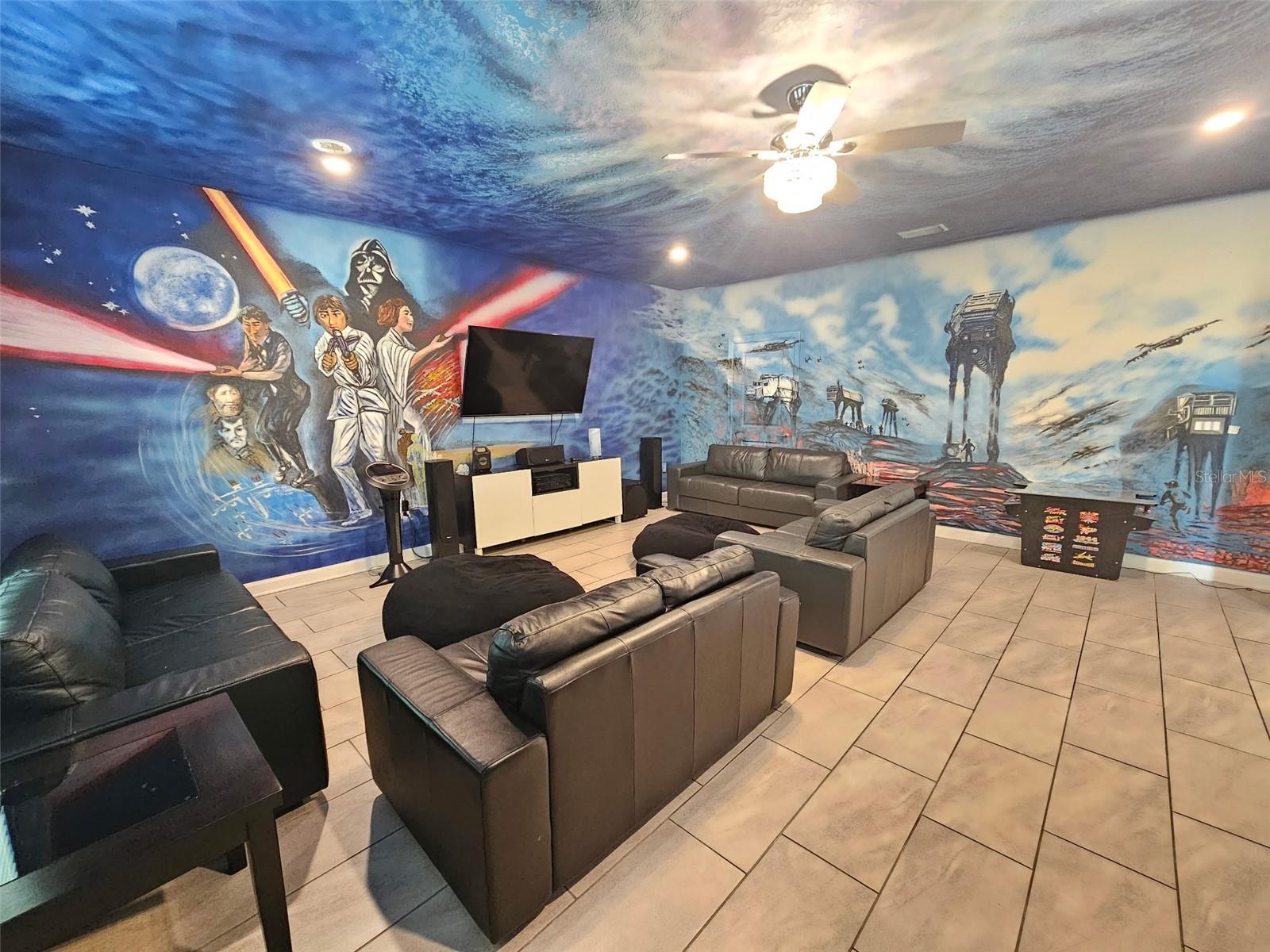 4557 Target Blvd Property Photo 4