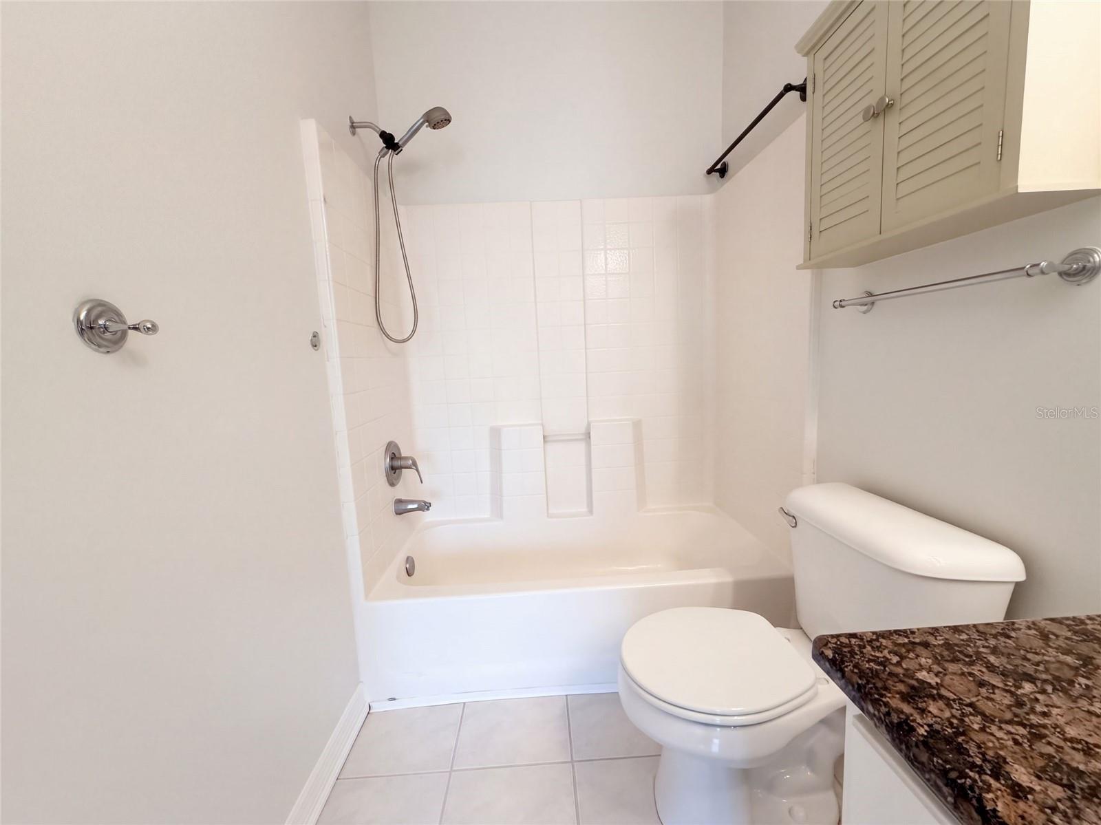 16315 Swan View Cir Property Photo 10