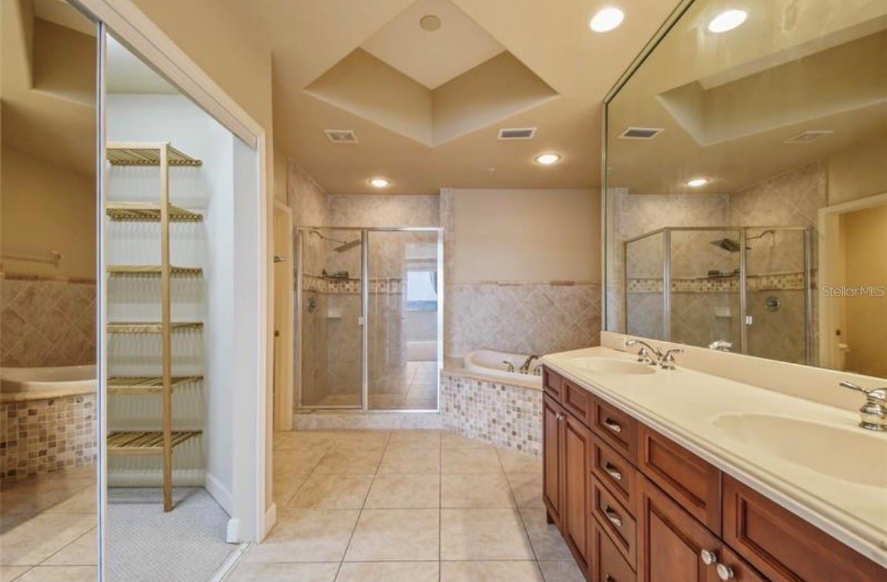 8743 The Esplanade #29 Property Photo 13