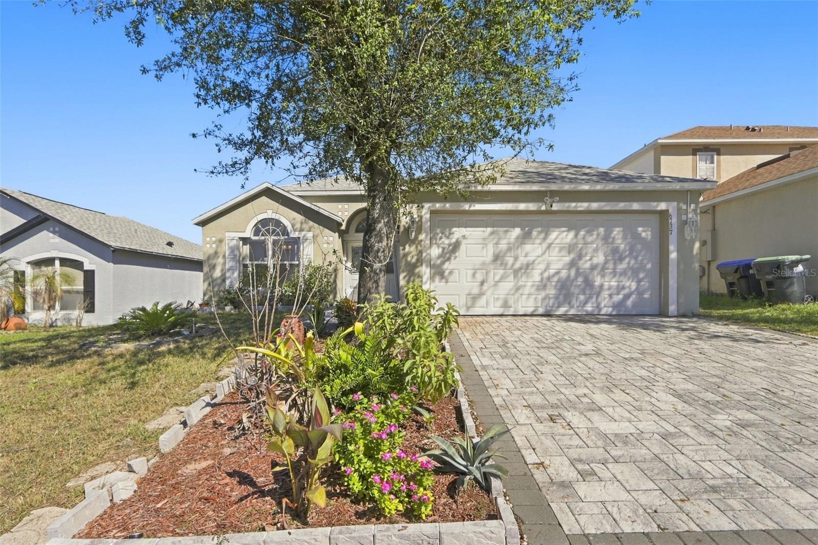 6737 Westlake Blvd Property Photo