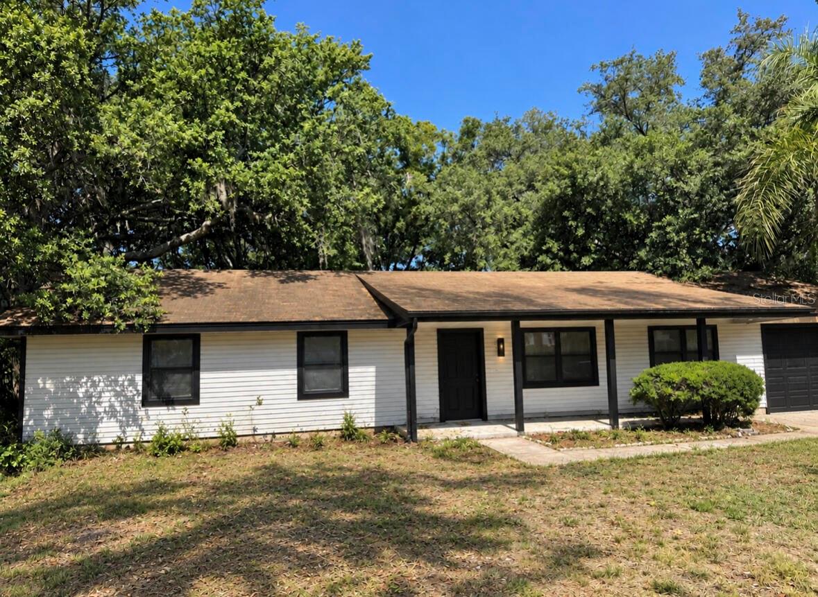 5115 Greenglen Ln Property Photo