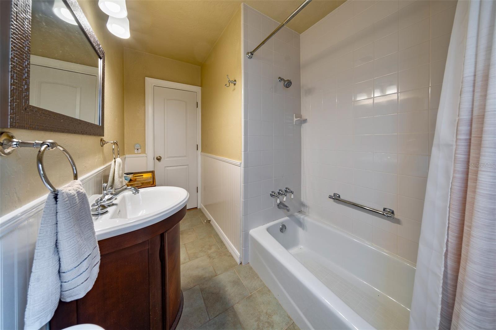 1411 Devon Rd Property Photo 32