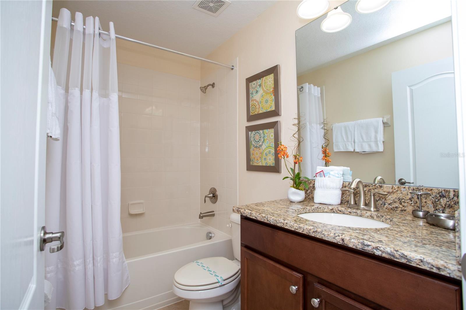 2928 Buccaneer Palm Rd Property Photo 7