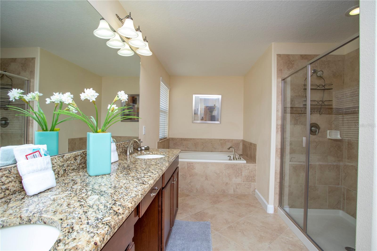 2928 Buccaneer Palm Rd Property Photo 28