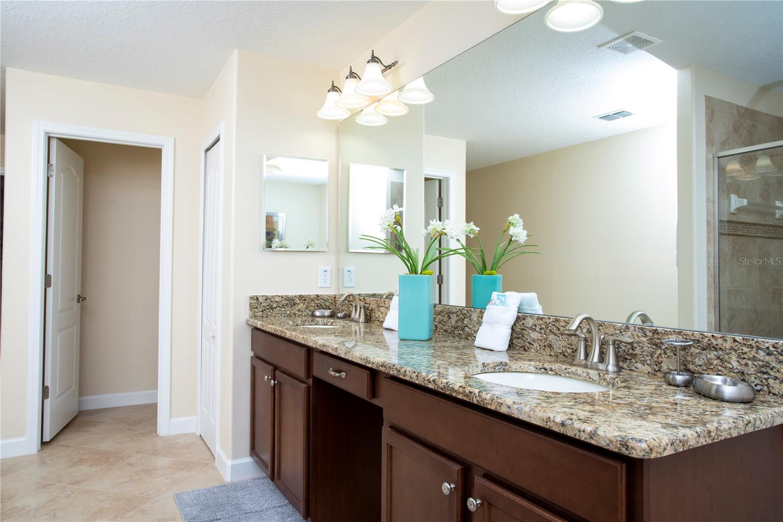 2928 Buccaneer Palm Rd Property Photo 30