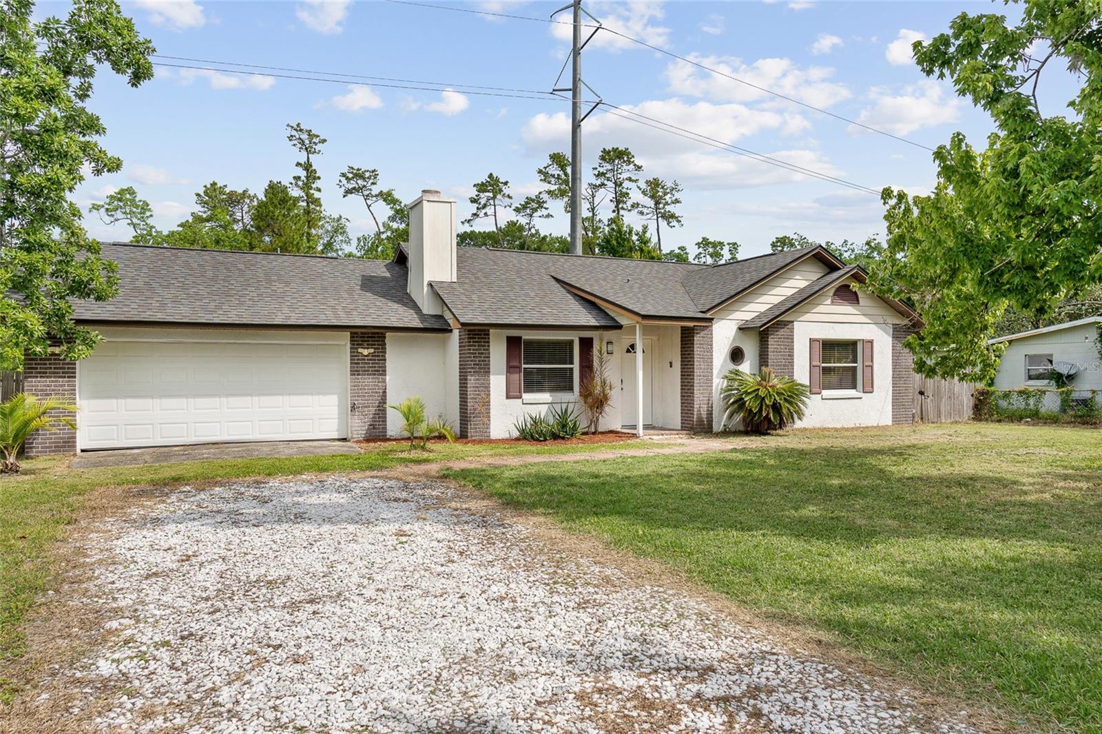 2040 E Triangle Dr Property Photo 17