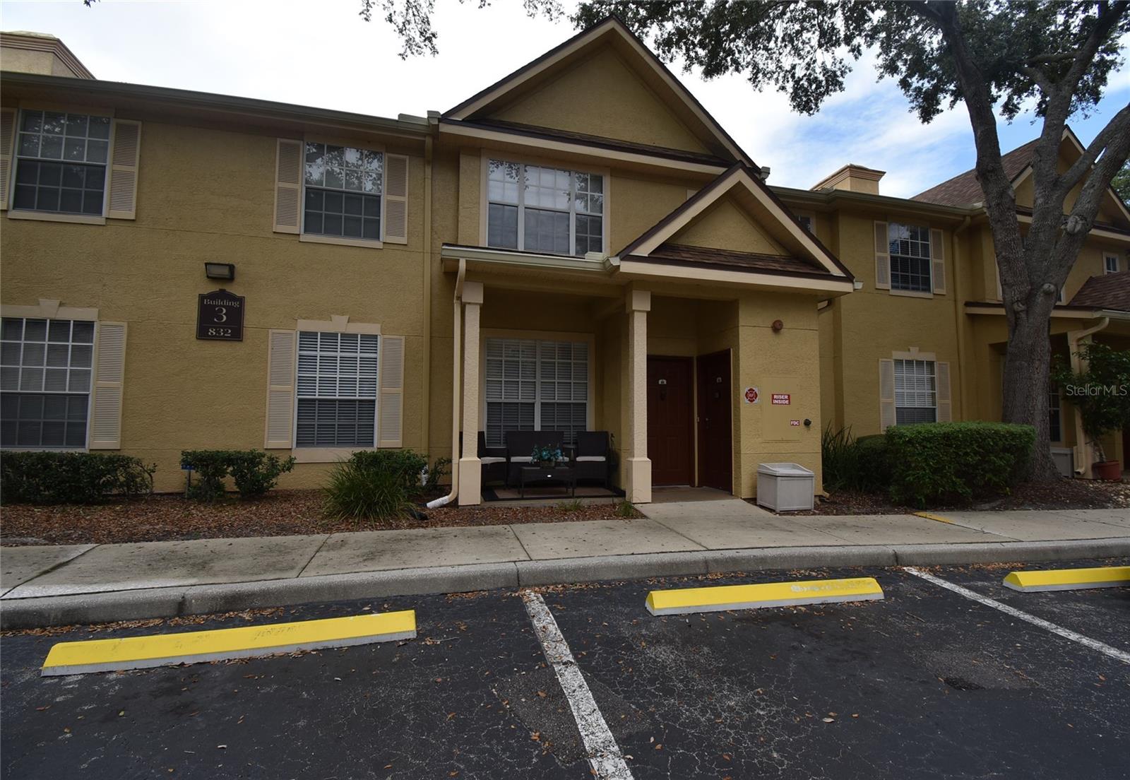 832 GRAND REGENCY PT #201 Property Photo 1