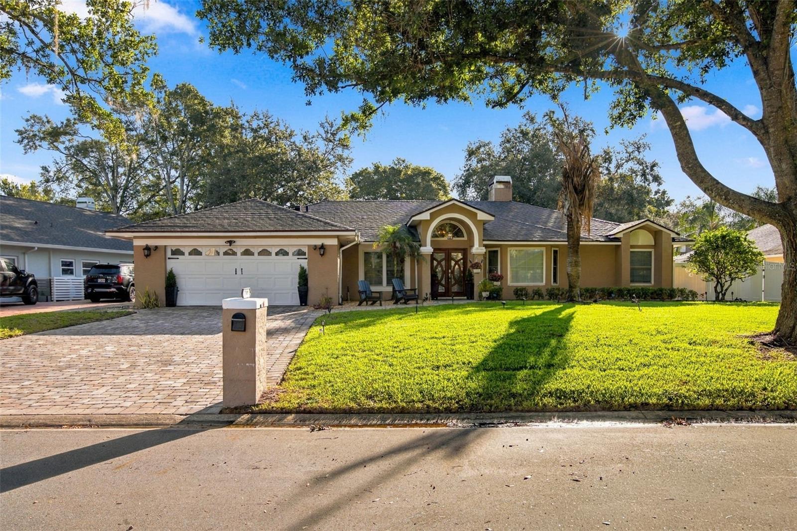 7709 APPLE TREE CIR Property Photo 1
