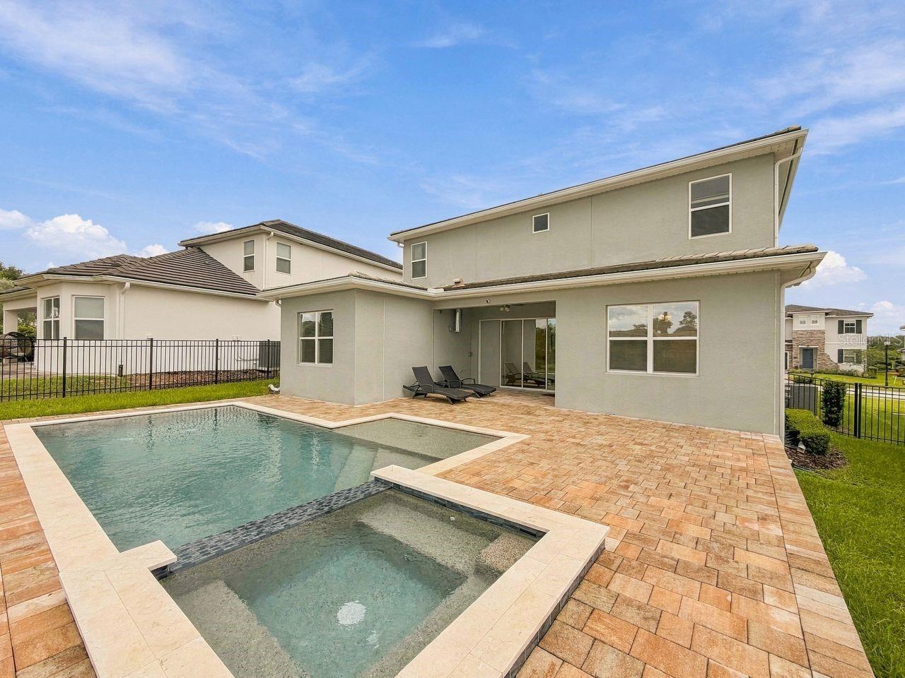 16008 Volterra Pt Property Photo 4