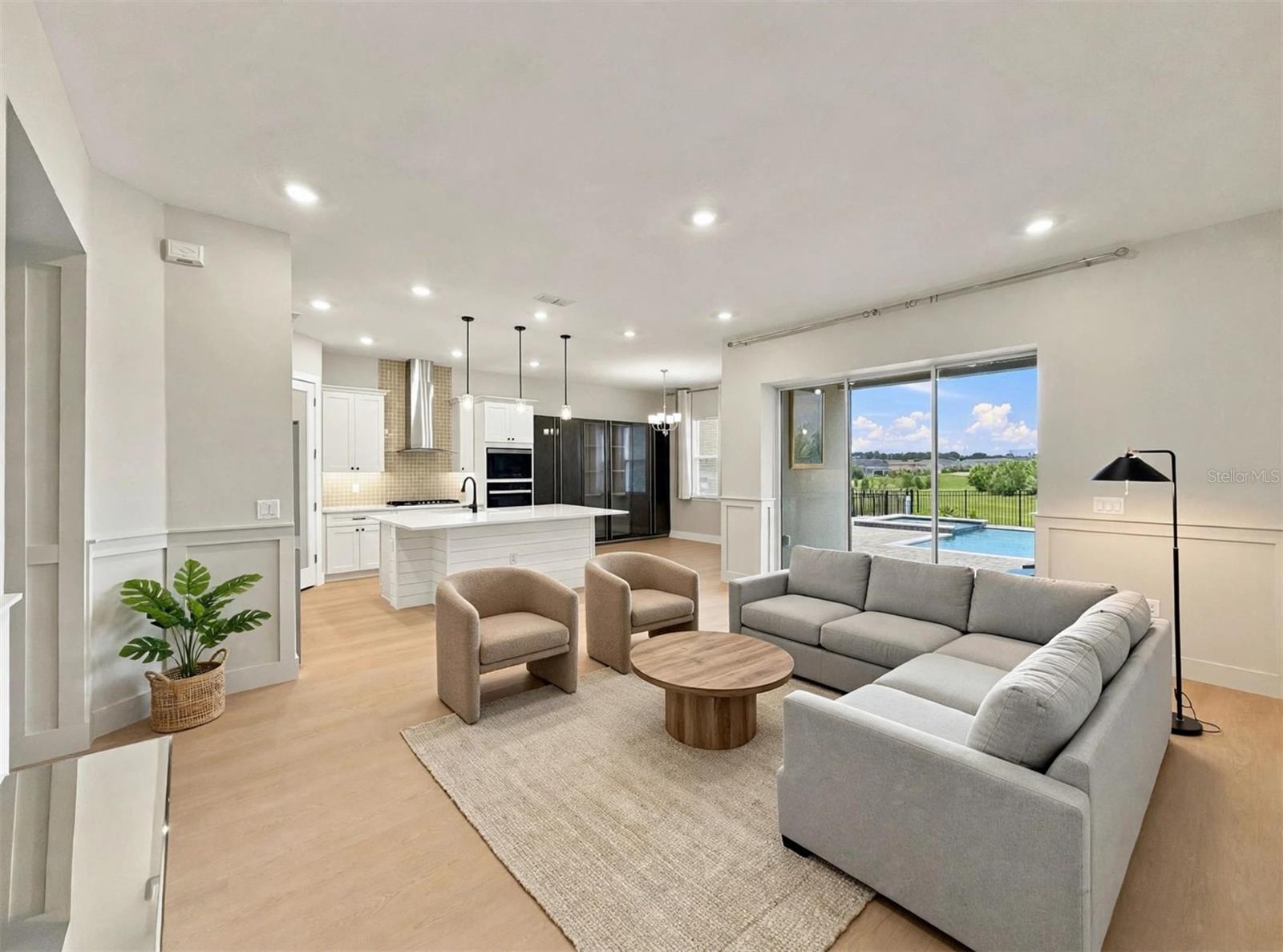 16008 Volterra Pt Property Photo 10