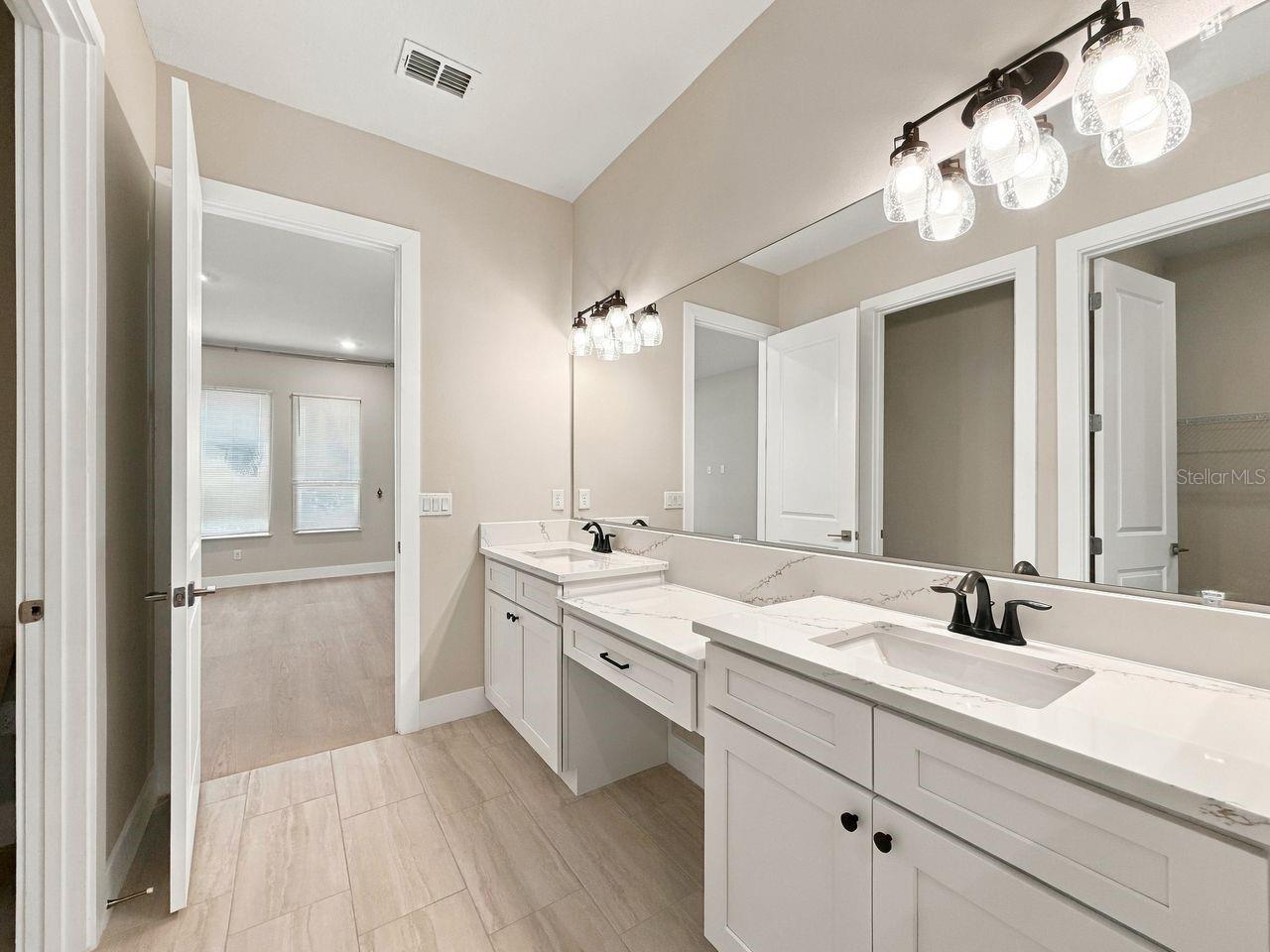 16008 Volterra Pt Property Photo 22