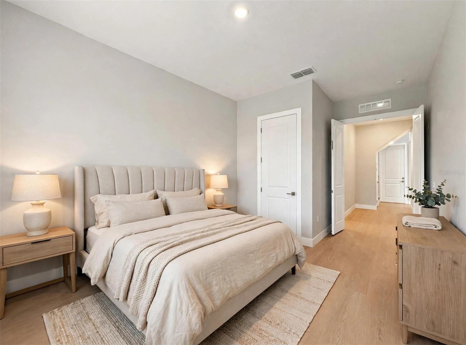 16008 Volterra Pt Property Photo 30