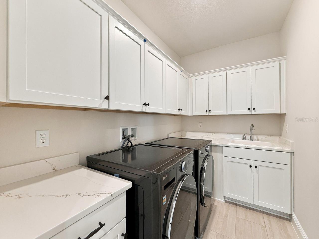 16008 Volterra Pt Property Photo 35