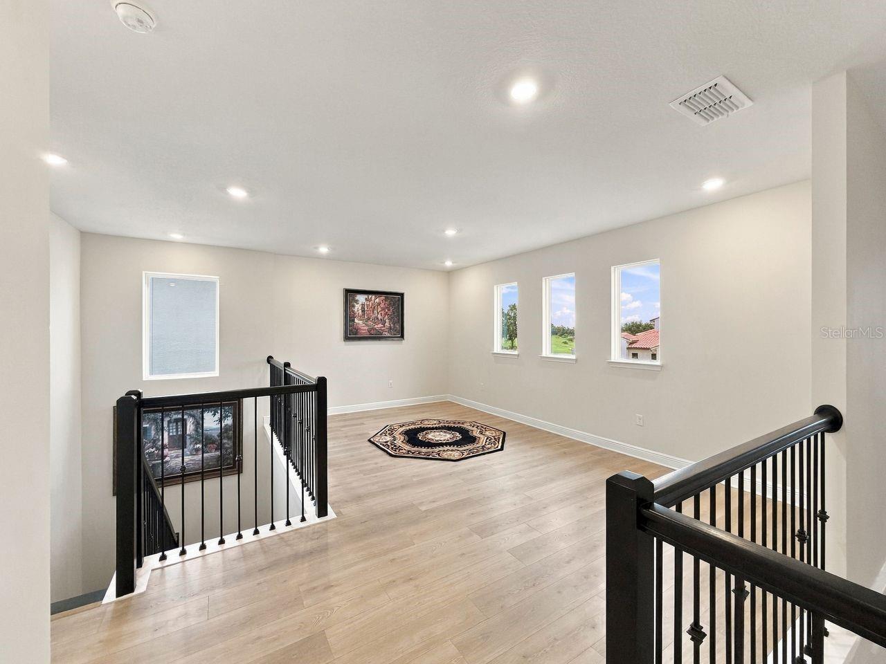 16008 Volterra Pt Property Photo 44