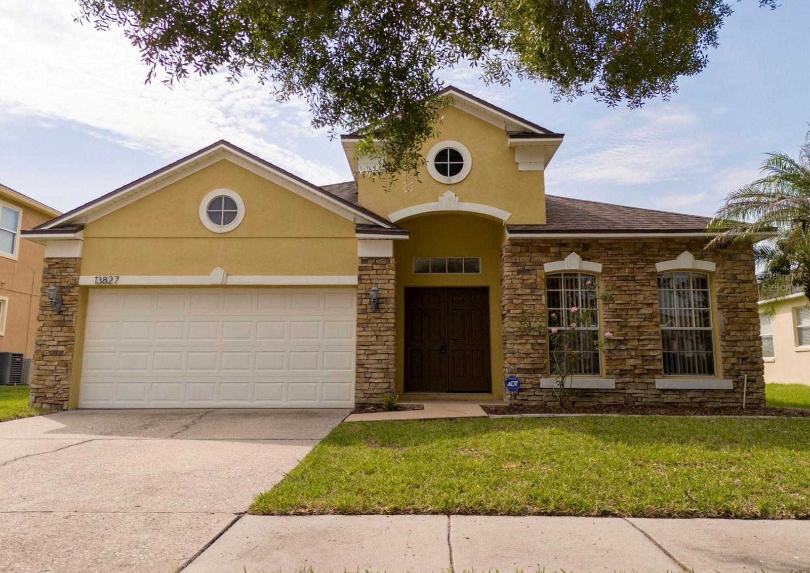 13827 HAWKEYE DR Property Photo 1