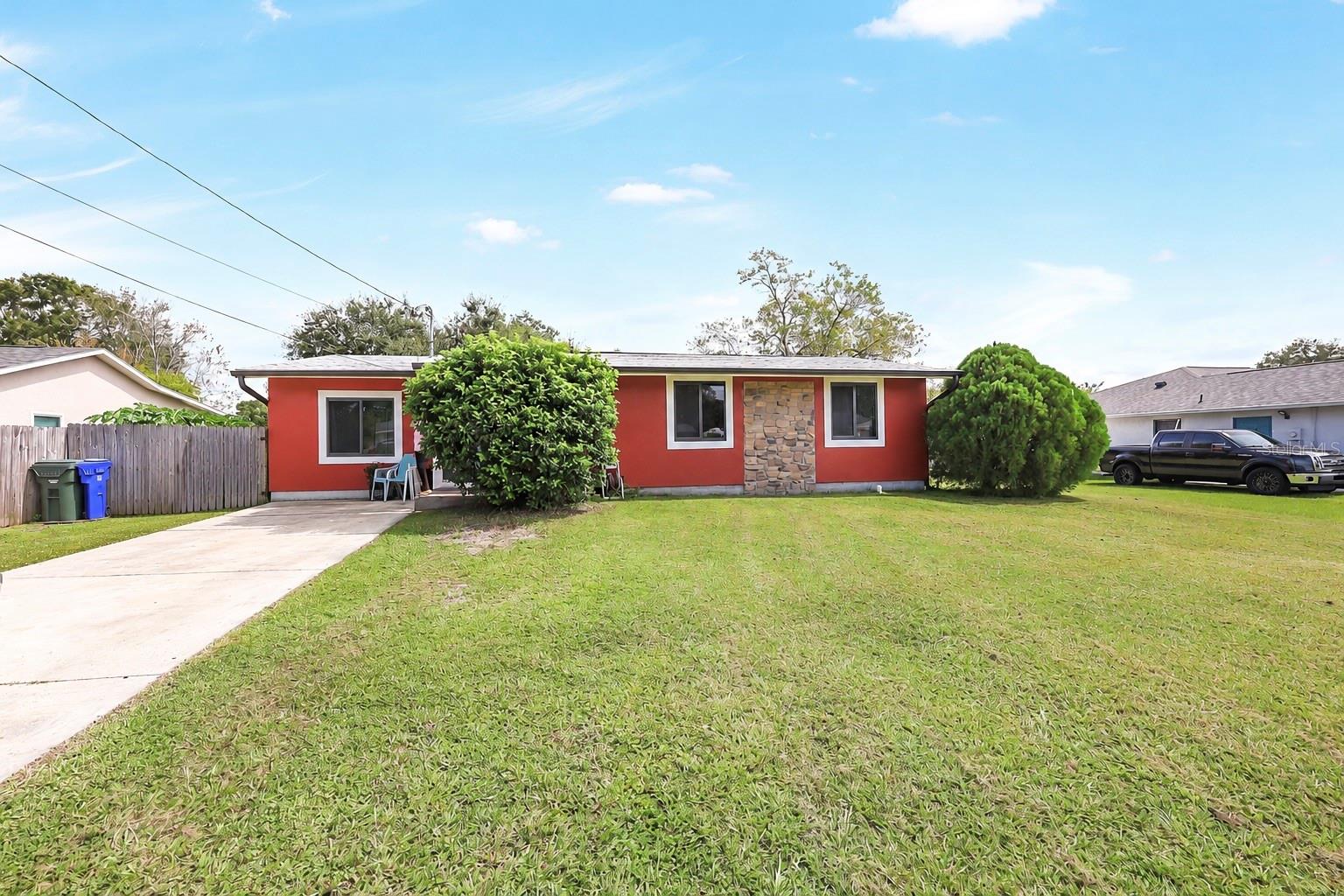 21 S PALM AVE Property Photo 1