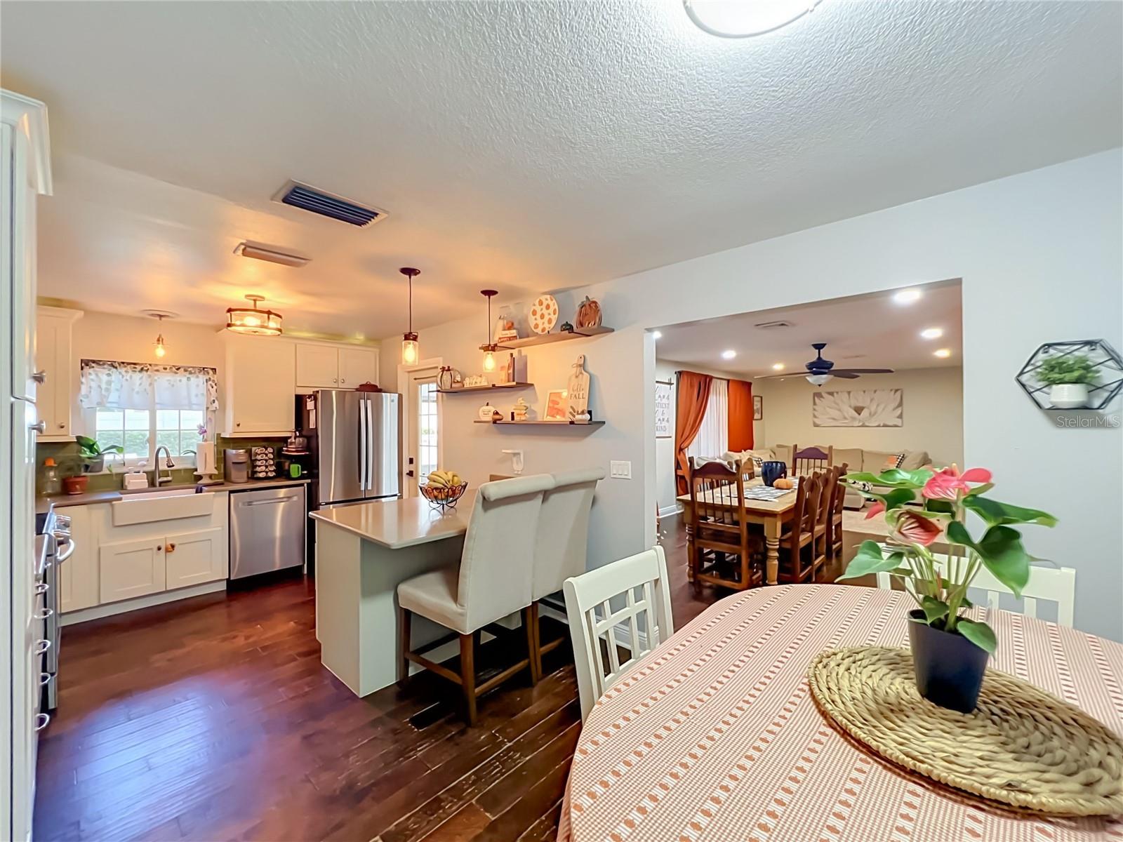 3409 Ferndell Dr Property Photo 4