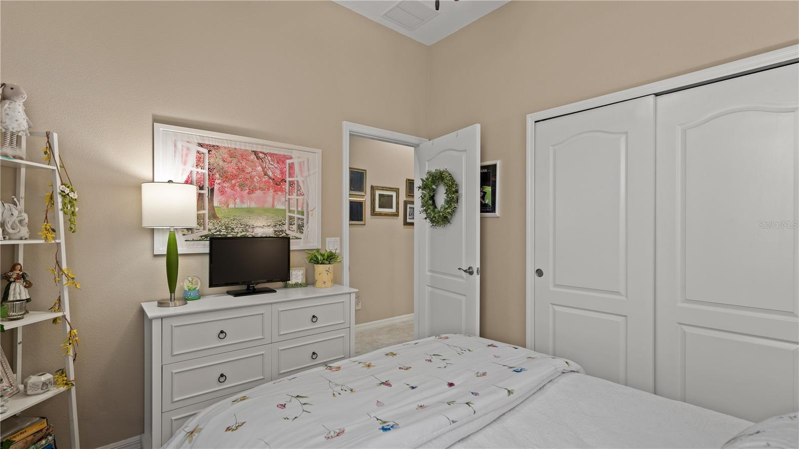 1915 Flora Pass Pl Property Photo 34
