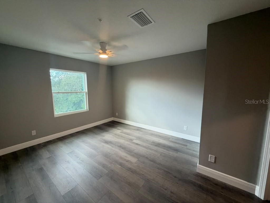 3024 Parkway Blvd #305 Property Photo 9