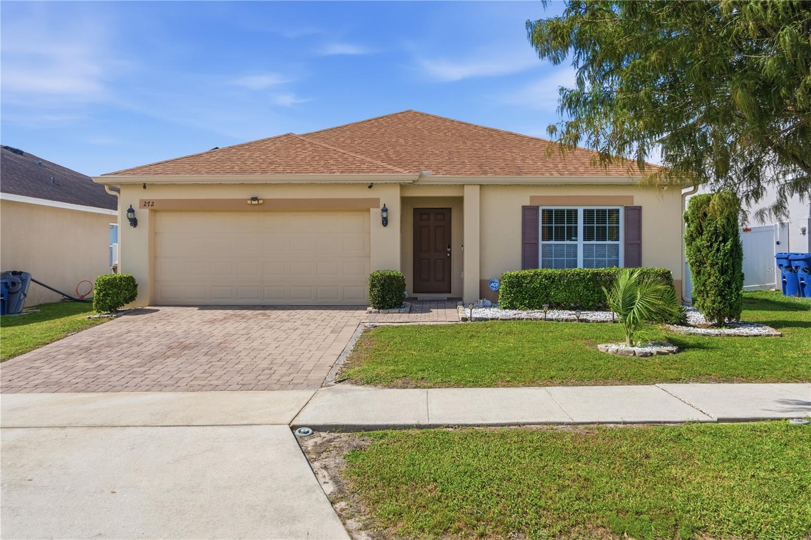272 Sparrow Hawk Dr Property Photo