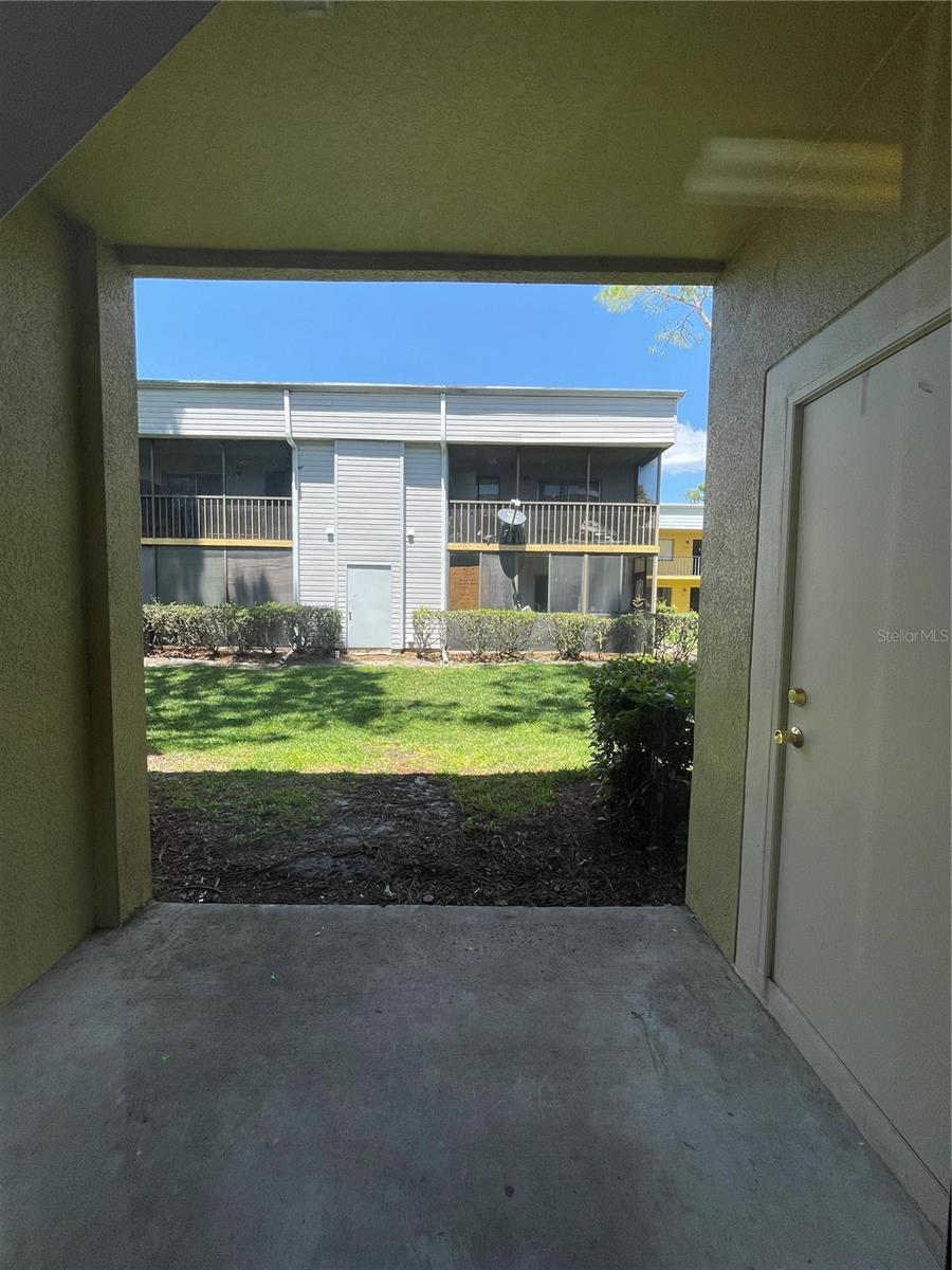 6007 Scotchwood Gln #32 Property Photo 10