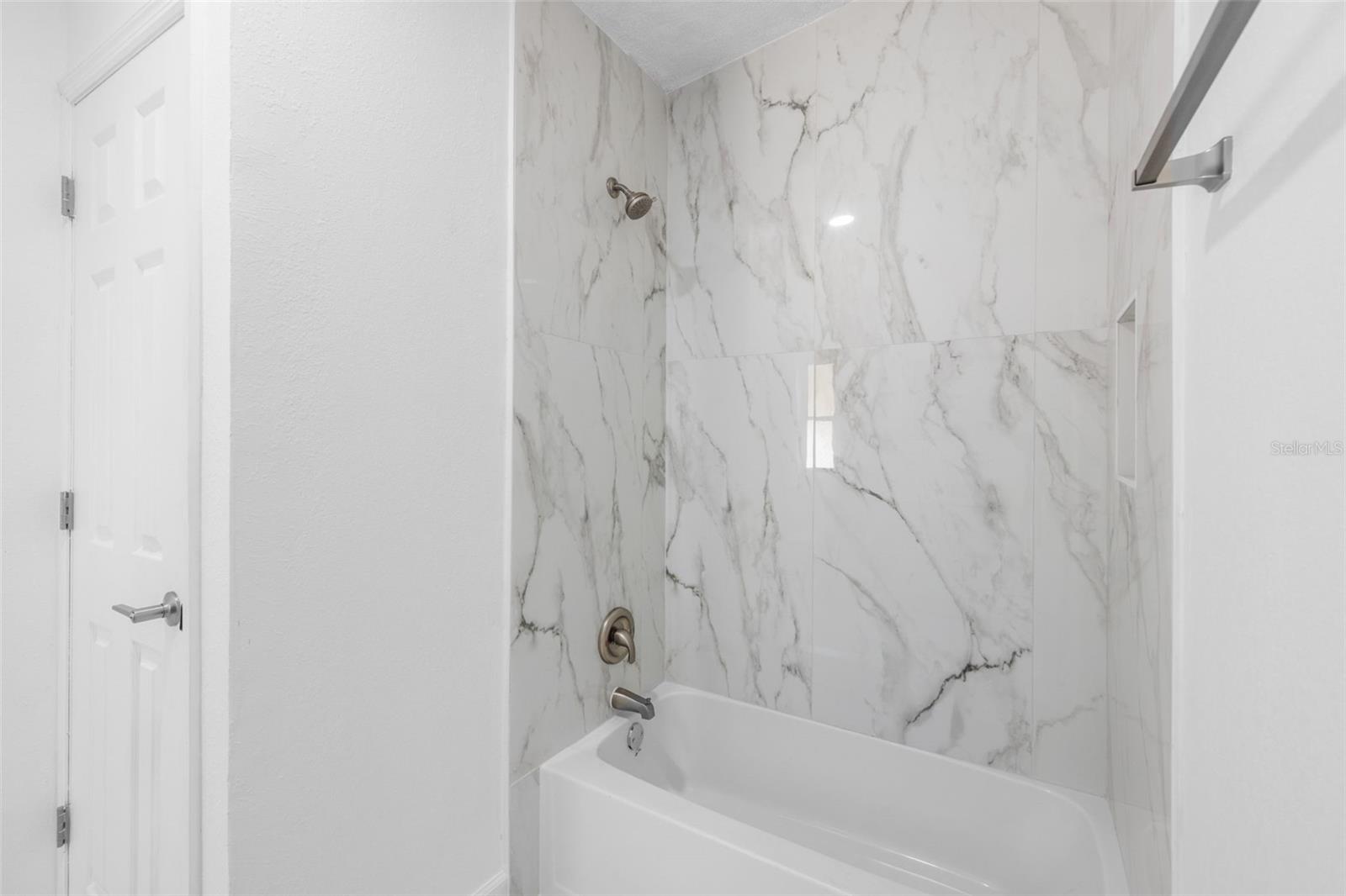 870 Wolf Trl Property Photo 14