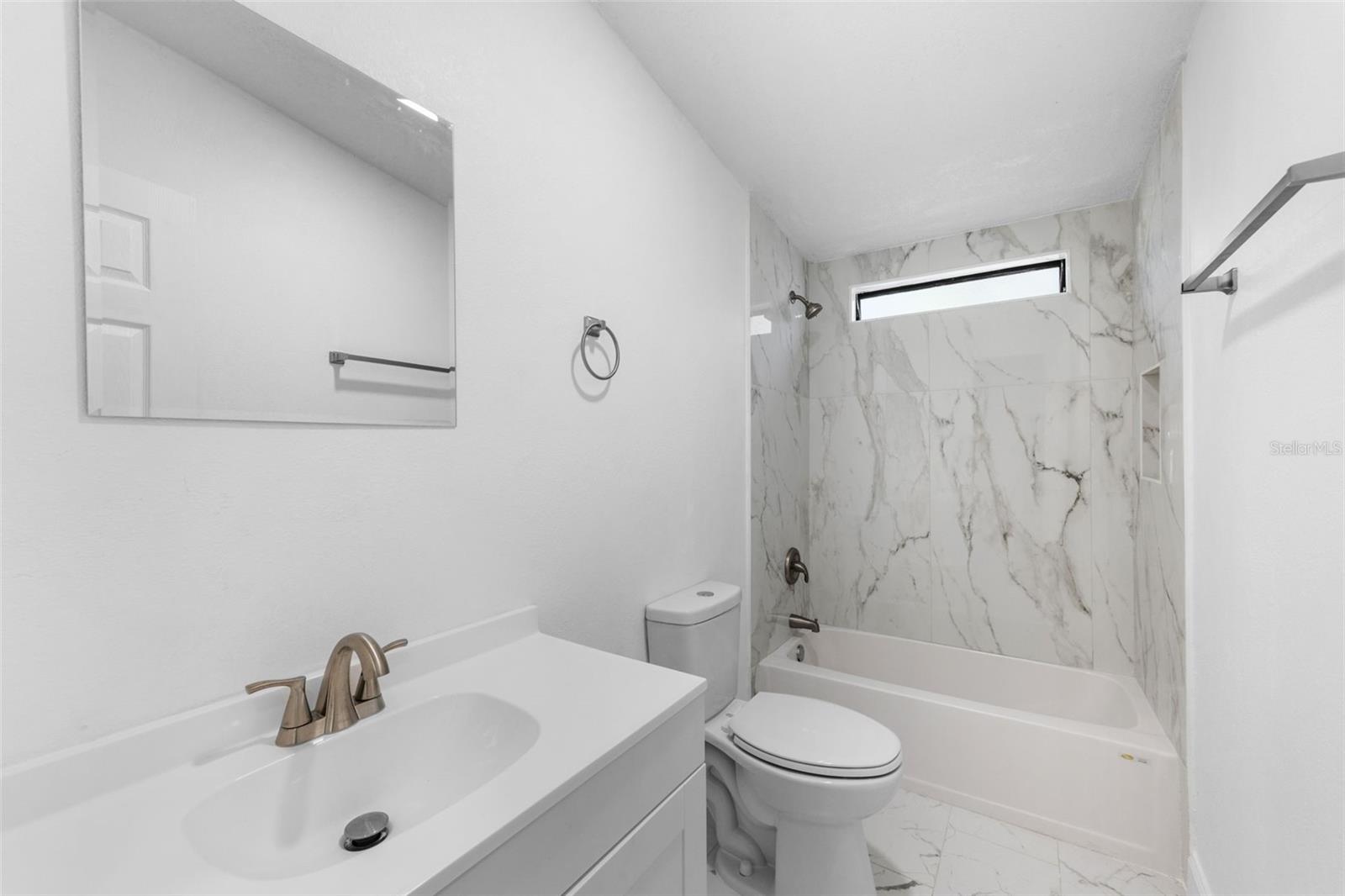 870 Wolf Trl Property Photo 17
