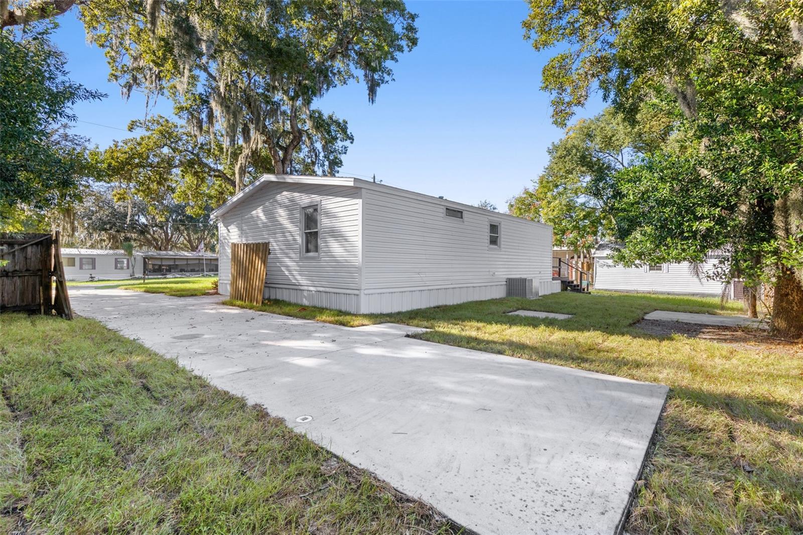 870 Wolf Trl Property Photo 25