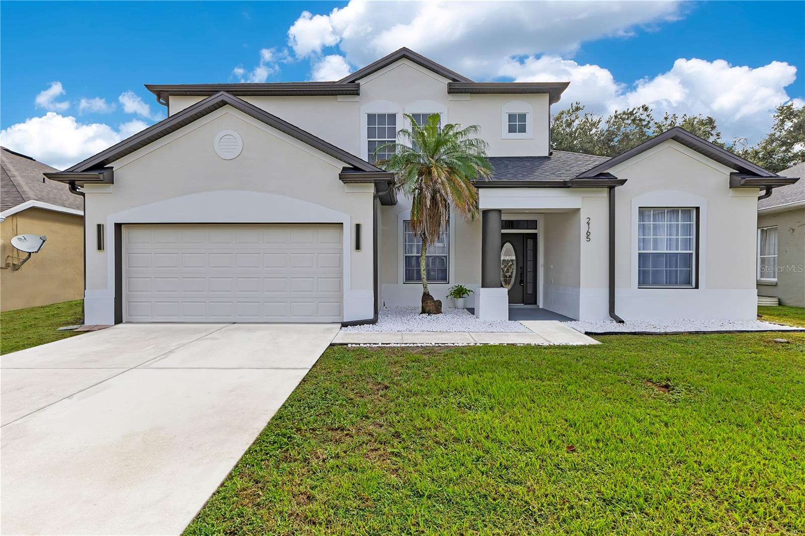 2165 THE OAKS BLVD Property Photo 1