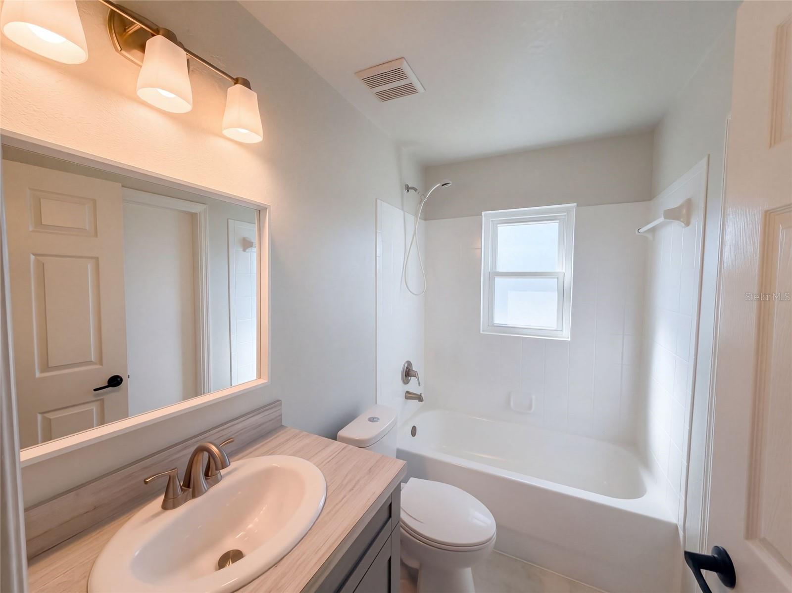 222 Cloverdale Rd Property Photo 17