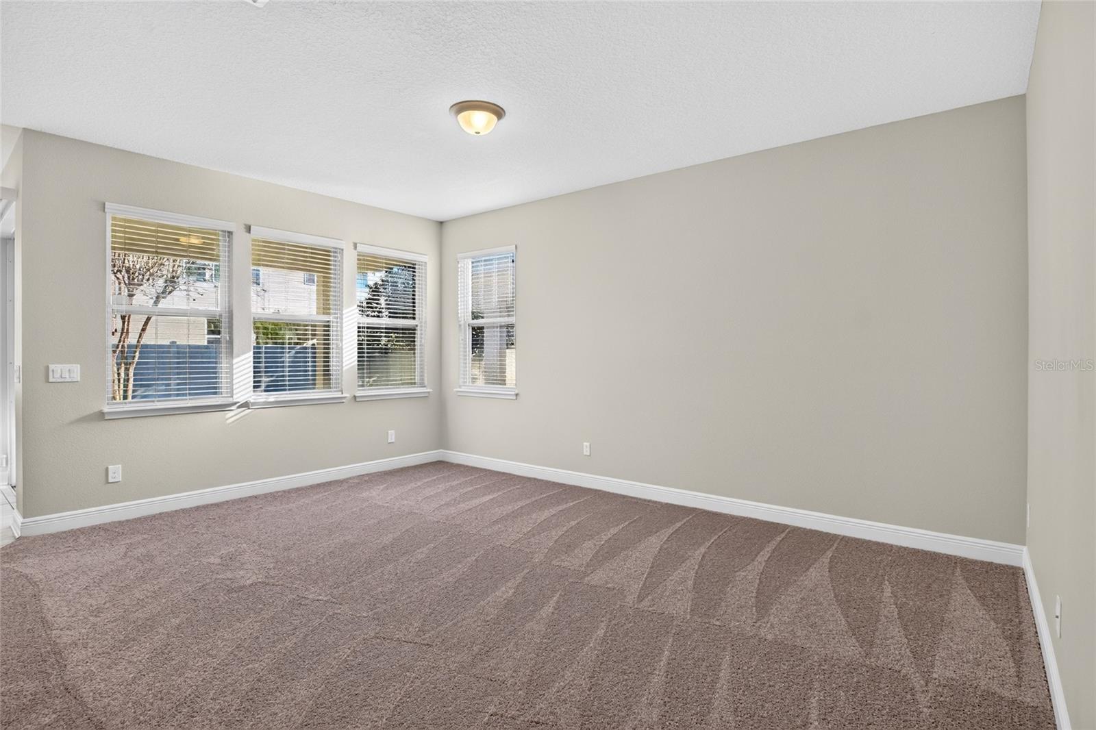 11513 Wakeworth St Property Photo 30