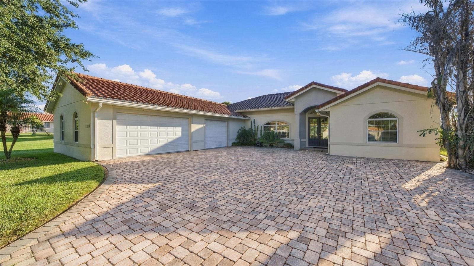 12824 BELLERIVE DR Property Photo 1
