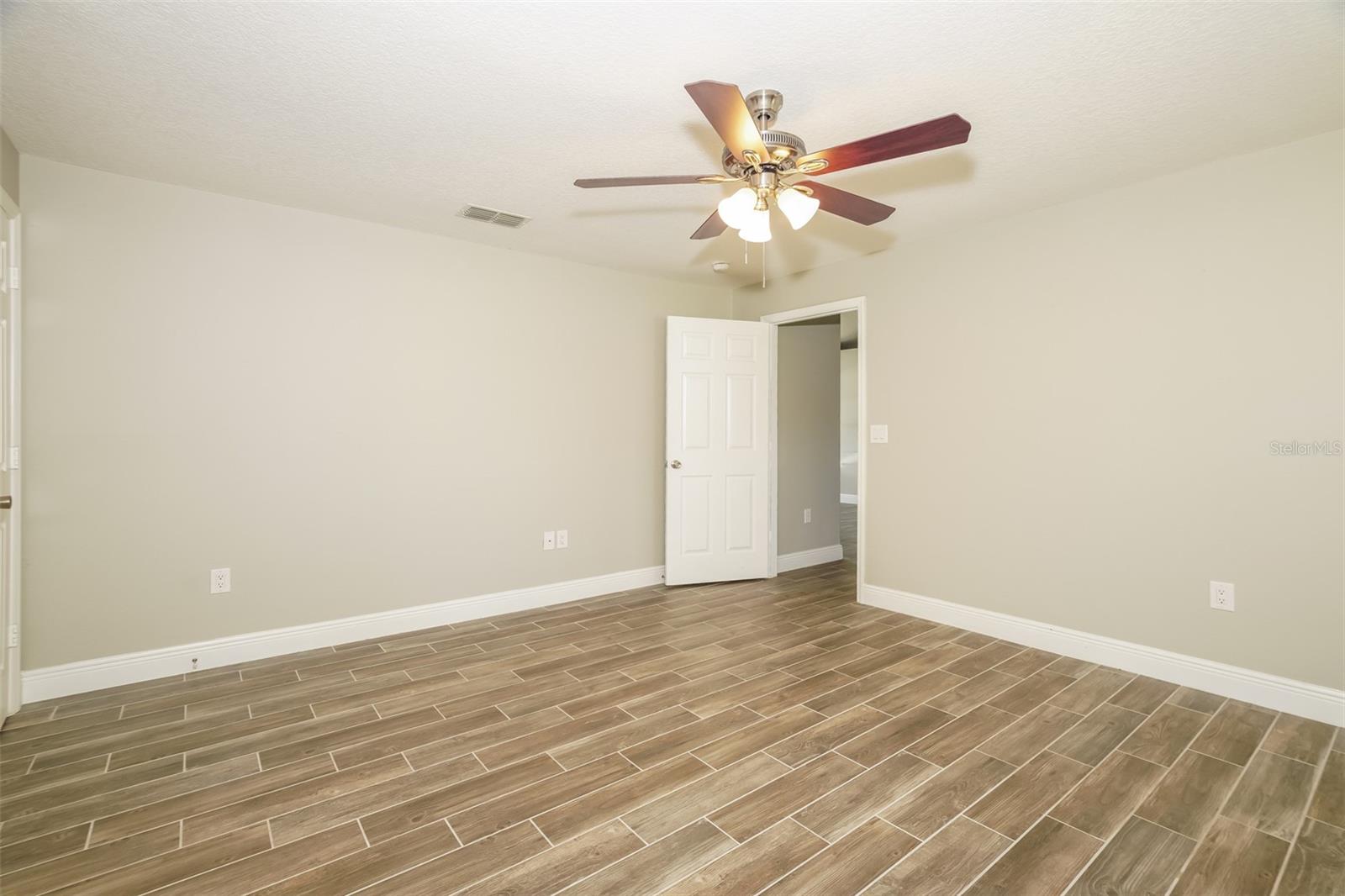 844 Jarnac Dr Property Photo 11