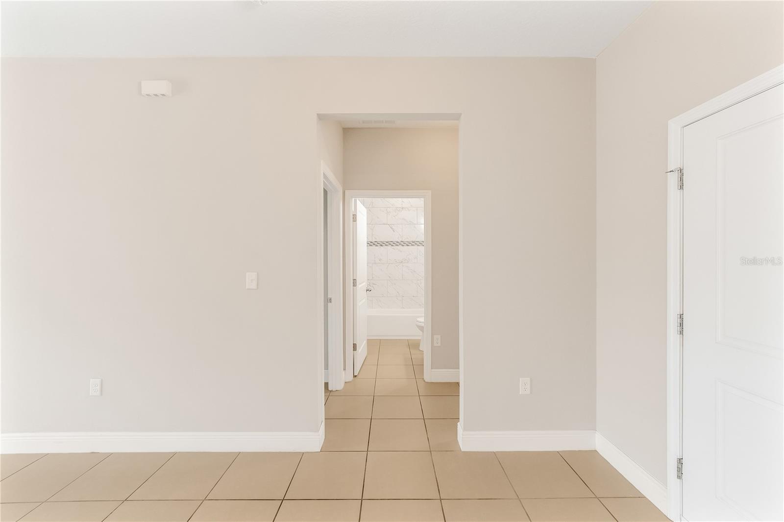 1910 Lakeview Ln Property Photo 20