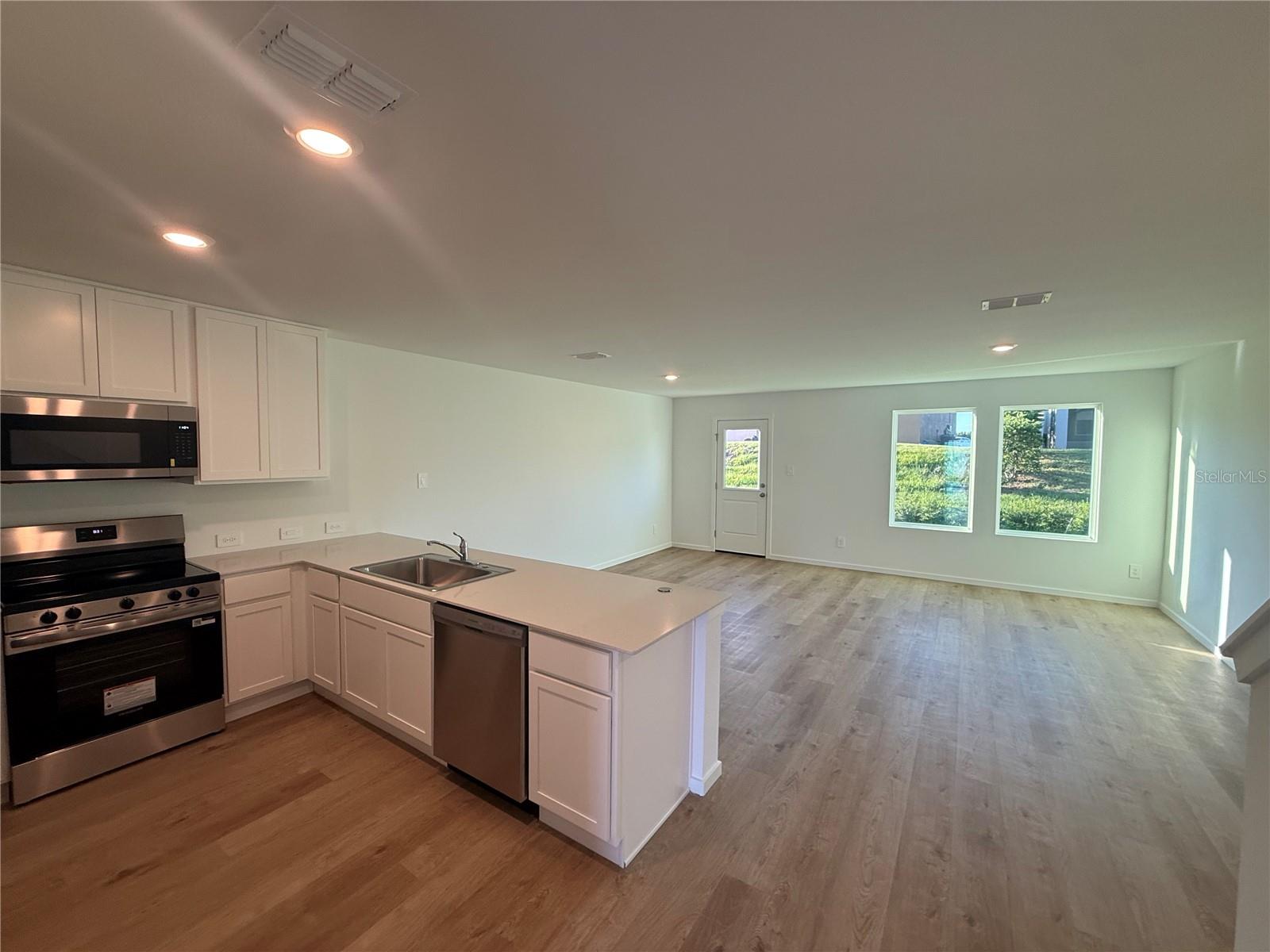 2488 Bevel Ln Property Photo 2